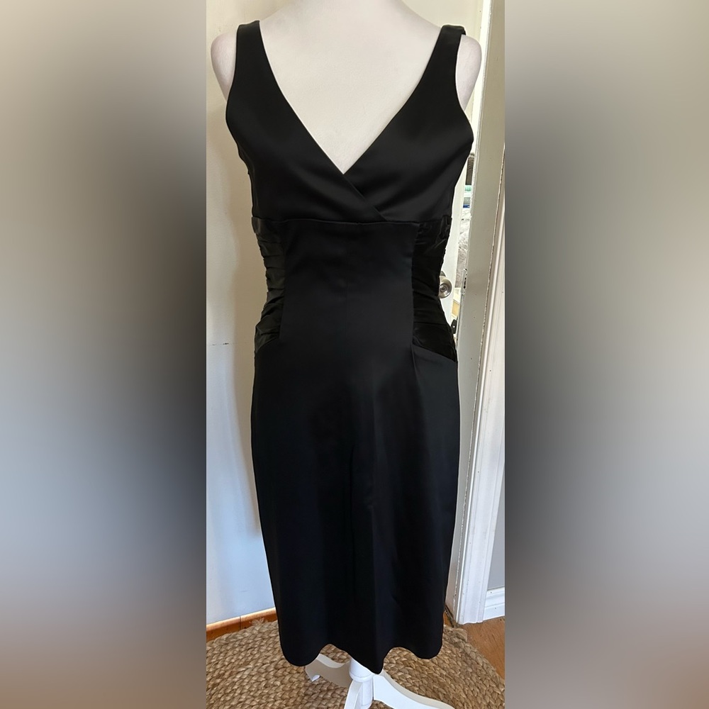 Chic Black cocktail dress - Laundry by Shelli Segal.
